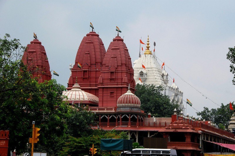 Sri Digambar Jain Lal Temple / Lal Mandir